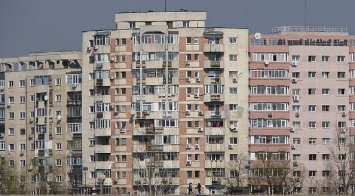 Cursul euro-leu începe să blocheze tranzacțiile imobiliare