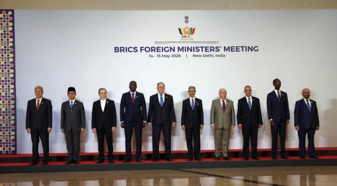 Abbas Araghchi anunţă la o reuniune BRICS, la New Delhi, că SUA sunt pregătite să continue negocierile şi că Iranul este deschis unui ajutor al Chinei, propus de Xi lui Trump la Beijing