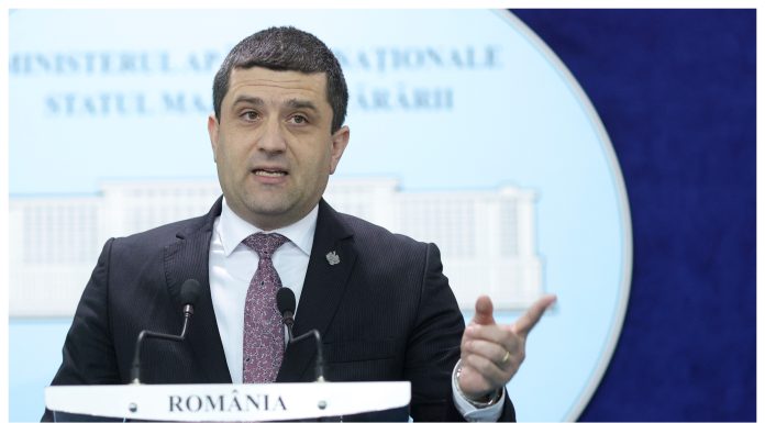 Radu Miruţă dă asigurări că proiectele PNRR de la Apărare vor fi încheiate, dar spune că la Transporturi există semne de întrebare