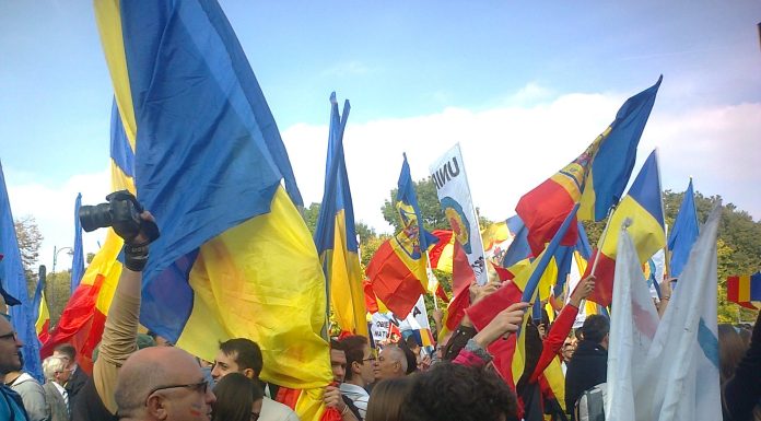 Impactul unirii României cu Republica Moldova. Noul stat ar fi unul mai bogat/sigur/puternic? Ce spun românii (sondaj)