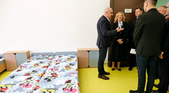 Ilie Bolojan a participat la inaugurarea unei creşe finanțate prin PNRR, în Suceava
