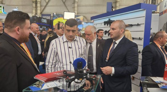Șeful Romarm a vorbit cu George Simion la BSDA despre programul SAFE. Răzvan Pîrcălăbescu: „Nu avem niciun contract semnat direct”