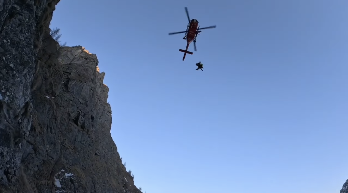 „Au avut mare noroc”. Doi turiști din Capitală, salvați după ce au căzut 100 de metri într-o râpă din Masivul Caraiman