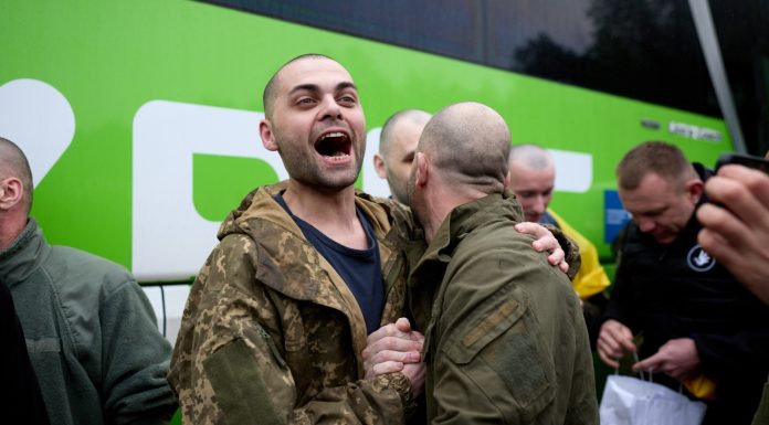 Rusia și Ucraina au făcut un schimb de câte 205 prizonieri de război. Zelenski: „Majoritatea se aflau în captivitate din 2022”
