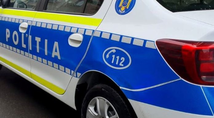 Un copil de un an și patru luni din Craiova a murit după ce a căzut în piscina din curtea bunicilor. Dosar penal deschis de polițiști