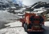 Drumarii au început deszăpezirea pe Transfăgărăşan – Stratul de zăpadă este mai mare decât în alţi ani – VIDEO
