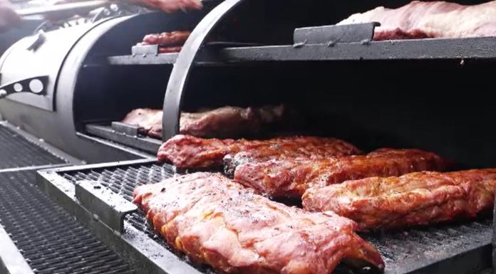 Festival culinar la Snagov. Sute de bucătari au transformat carnea într-un spectacol gastronomic
