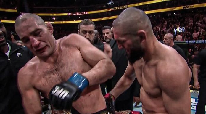 Surpriză în UFC: Sean Strickland l-a învins pe Khamzat Chimaev şi a câştigat titlul mondial la categoria -84 kg – VIDEO