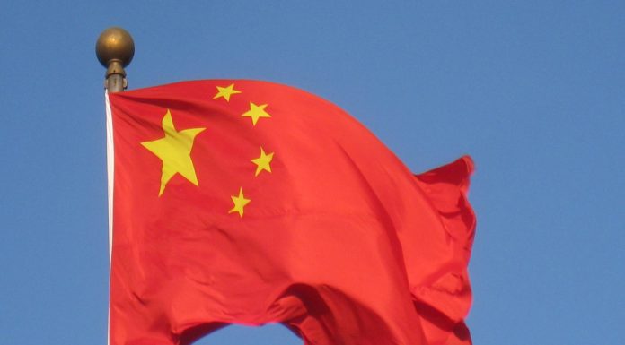 China condamnă la moarte doi foști miniștri ai apărării, acuzați de luare de mită