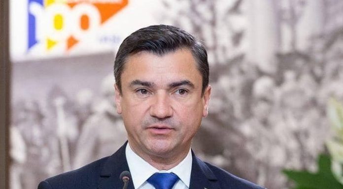 Mihai Chirica, după ce bugetul municipiului Iaşi, de trei miliarde de lei, a fost aprobat: Este un buget echilibrat, care nu sare calul. Critici din USR: Nu vedem proiectele importante, sunt aceleaşi planşe vânturate an de an