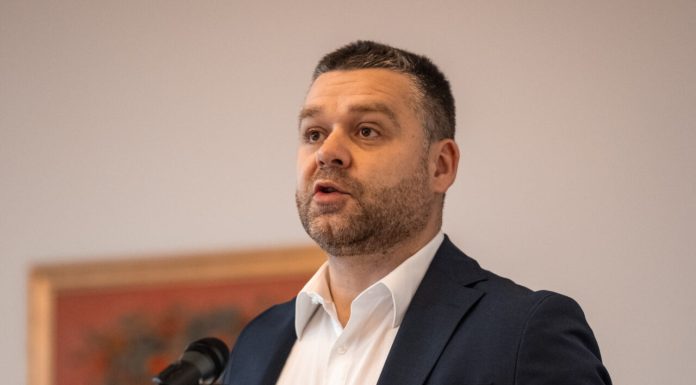 Ciprian Ciucu explică de ce nu se lucrează pe unele șantiere deschise din București: Mai corect ar fi: „nu s-a lucrat”. Acum se lucrează!