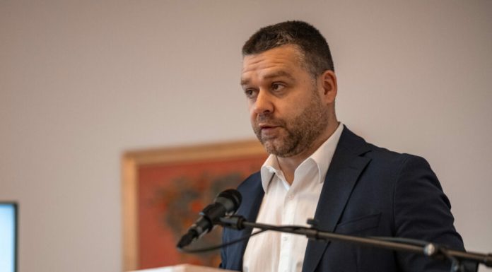 Ciprian Ciucu, despre PSD și AUR: Avem deja o majoritate funcțională în Parlament. PNL continuă să-l susțină pe Ilie Bolojan