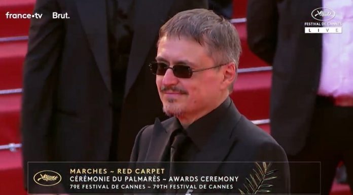 Cristian Mungiu: E un pic stânjenitor că 20 de ani după ce am luat primul Palme d'Or ne-ntoarcem şi noi nu avem încă o sală de premieră în care să prezentăm filmul ăsta în Bucureşti. De la statul român, să-şi facă treaba, asta e tot ce doresc