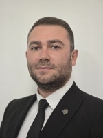 Deputatul Andrei Csillag, condamnat la 8 luni de închisoare, pentru săvârşirea infracţiunii de conducere a unui vehicul sub influenţa alcoolului / Conducerea Camerei a fost informată cu privire la decizia din justiţie