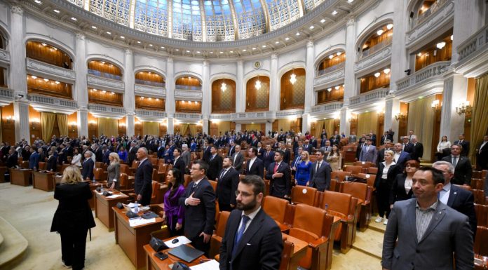 Cu cine ar lua în calcul PSD să formeze o coaliție de guvernare, după dărâmarea Guvernului Bolojan