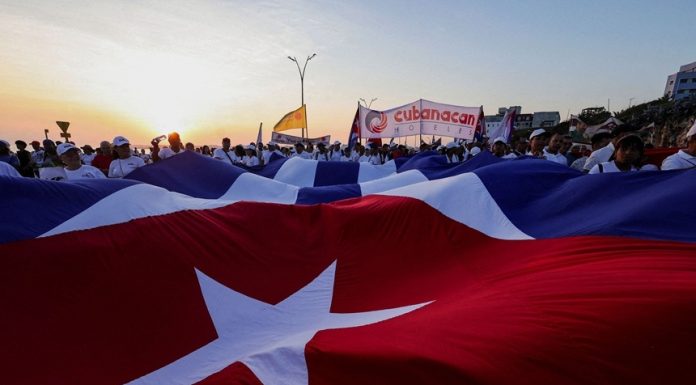 Cuba se pregăteşte pentru o posibilă intervenţie americană, pe fondul escaladării tensiunilor cu Washingtonul