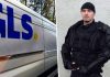 Mită trimisă prin curier: un plutonier, acuzat că a expediat bani și pălincă pentru a obține contracte cu Jandarmeria Ilfov