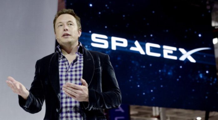 SpaceX se pregăteşte de cea mai mare listare la bursă din istorie. Compania lui Elon Musk vizează debutul pe Nasdaq în iunie (Reuters)