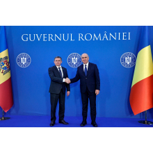 Premierul Ilie Bolojan, întâlnire cu preşedintele Parlamentului Republicii Moldova – Procesul de pregătire a aderării Republicii Moldova la Uniunea Europeană, pe agenda discuţiilor