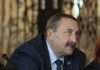 Rectorul Universităţii Tehnice din Iaşi, Dan Caşcaval, senator PSD, explică votul dat moţiunii de cenzură, după ce a primit numeroase critici: Îmi asum că sunt ”o ruşine pentru mediul academic ieşean” pentru că nu am susţinut lovirea şcolii româneşti