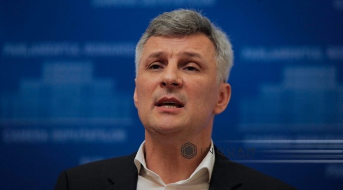 Zamfir (PSD): Biroul permanent al Senatului a decis ca Senatul să sesizeze CCR, pentru un conflict constituţional, în privinţa Ordonanţei SAFE / Bolojan şi miniştrii au decis să o vulnerabilizeze, adăugând încă 12 puncte, intră în sfera penală