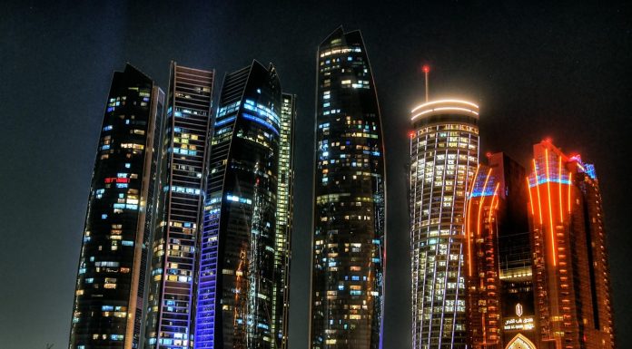 Abu Dhabi continuă planurile ambițioase de dezvoltare turistică în pofida războiului din Orientul Mijlociu