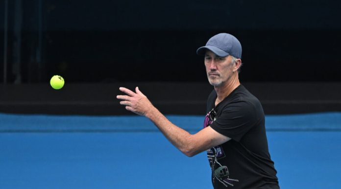 Antrenorul Darren Cahill dezvăluie „secretul” lui Sinner: Nu e un robot. Joacă din dragoste pentru tenis