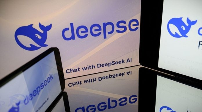 DeepSeek ar putea fi evaluată la până la 50 de miliarde de dolari în prima sa rundă de finanţare
