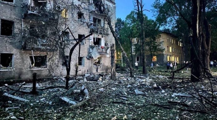 Rusia lansează unul dintre cele mai mari atacuri aeriene asupra Ucrainei. Peste 500 de drone și zeci de rachete au vizat opt regiuni