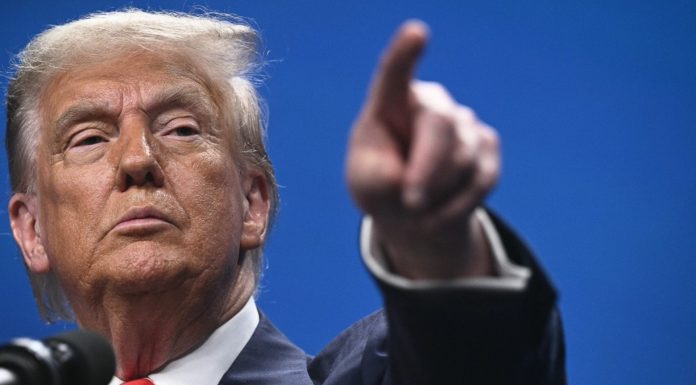 Donald Trump: ”Iranienii nu vor avea niciodată o armă nucleară nouă. Și vom termina cu asta în curând”