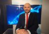 Dr. Decebal Fodor, despre chirurgia robotică: E ca şi cum am fi în interiorul corpului uman, atât de real vedem structurile. Dacă eu mişc manetele în exterior 3 centimetri, în interior se mişcă doar un centimetru