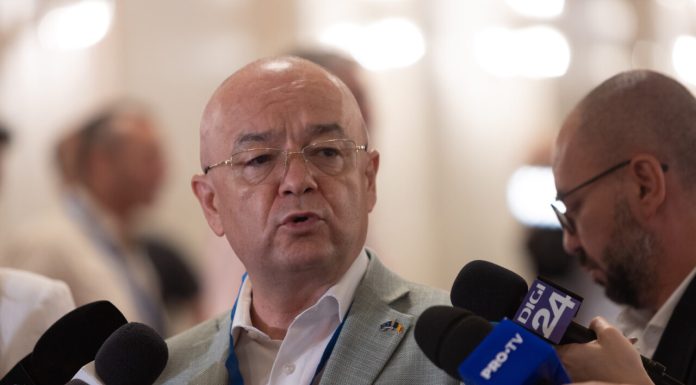 Emil Boc nu va schimba numele străzii Radu Gyr: „Schimbarea nu poate fi fundamentată pe percepții publice sau interpretări istorice subiective”