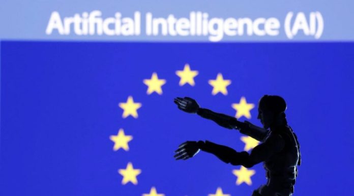 Digital Omnibus: UE interzice aplicațiile AI care generează imagini nud fără consimțământ