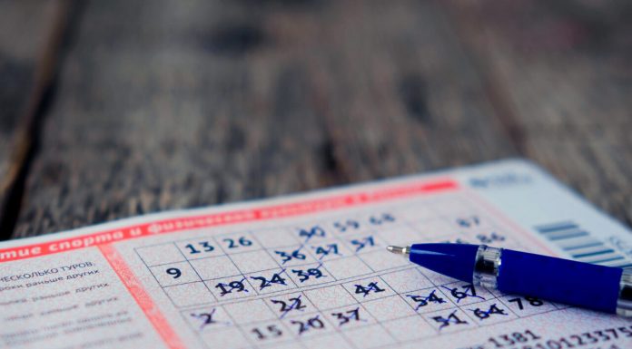 Un bărbat a câștigat aproape 6 milioane de euro la loto, iar 18 luni mai târziu a ajuns dator. Cum a ajuns în această situație