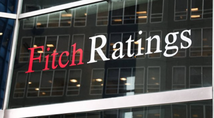 Ministerul Finanţelor: O analiză Fitch arată că România a redus deficitul în primul trimestru, dar următorul test este continuitatea fiscală