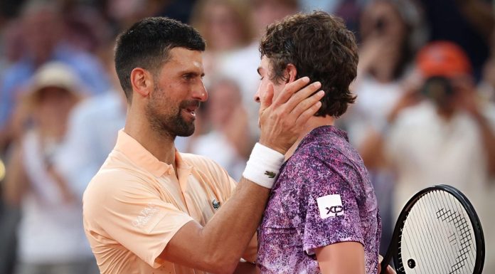 Meci epic la Roland Garros: Fonseca, 19 ani, l-a eliminat pe Novak Djokovici în patru ore şi 53 de minute
