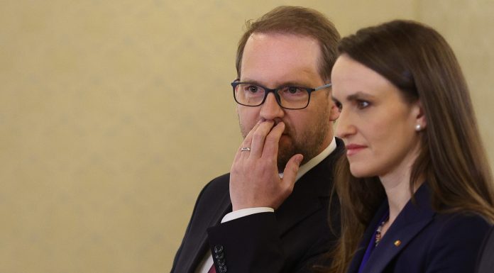 Fritz, după ce a ieșit de a consultările de la Cotroceni: „Dacă PSD găseşte o majoritate, USR va intra în opoziţie”