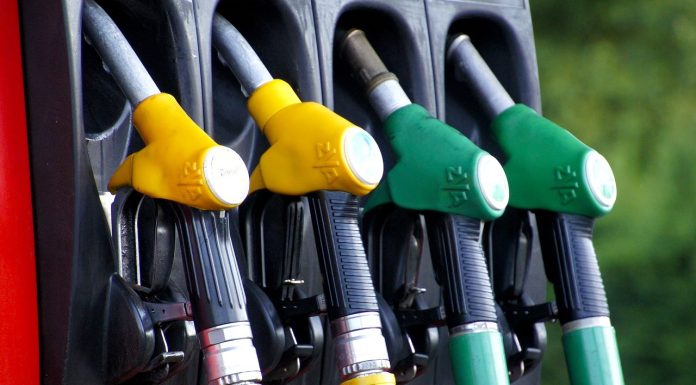 Prima scumpire a motorinei, după 3 sesiuni de ieftiniri în stațiile MOL, OMV și Petrom
