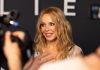 Kylie Minogue a dezvăluit că a fost diagnosticată cu cancer, pentru a doua oară, în 2021. „Am trecut peste asta”