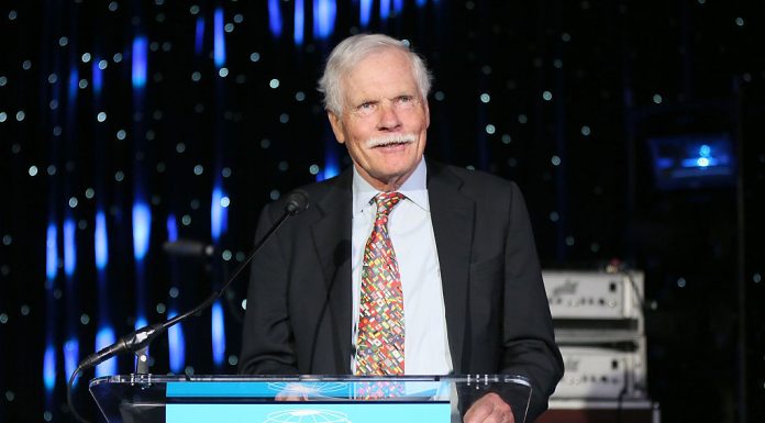 A murit Ted Turner, fondatorul reţelei americane CNN. Imperiul său media a schimbat televiziunea globală