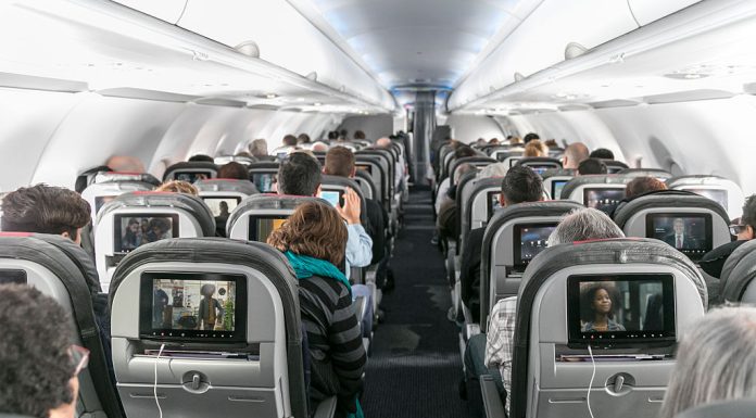 Un bărbat care a călătorit în peste 80 de țări a dezvăluit locul din avion pe care nu ar trebui să îl alegi niciodată