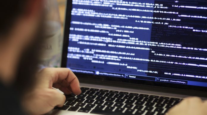 DNSC: Tentative de fraudă într-o nouă campanie cu SMS-uri false provenite de la Ghişeul.ro
