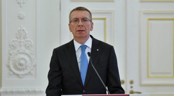 Un conservator a fost desemnat să formeze viitorul guvern al Letoniei în urma demisiei premierului