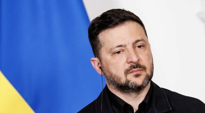 Volodimir Zelenski l-a felicitat pe Peter Magyar după preluarea funcției de premier al Ungariei