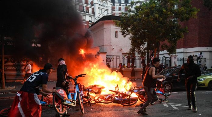 Bilanț tulburător după victoriei PSG în Liga Campionilor: Un mort, 780 de arestări, și sute de răniți