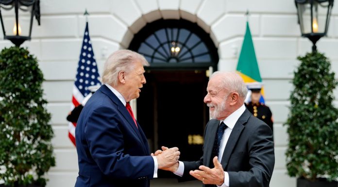 Trump s-a declarat „mulțumit” după întâlnirea discretă cu președintele Braziliei. Comerțul, taxele și securitatea emisferei, în centrul discuțiilor