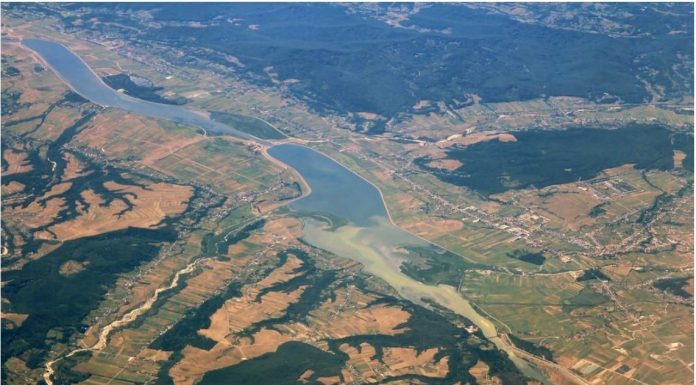 FOTO Hidroelectrica extinde ″Nufărul″: Proiect masiv pentru parcuri fotovoltaice flotante de 90 MW pe Olt, cu stocare de 800 MWh