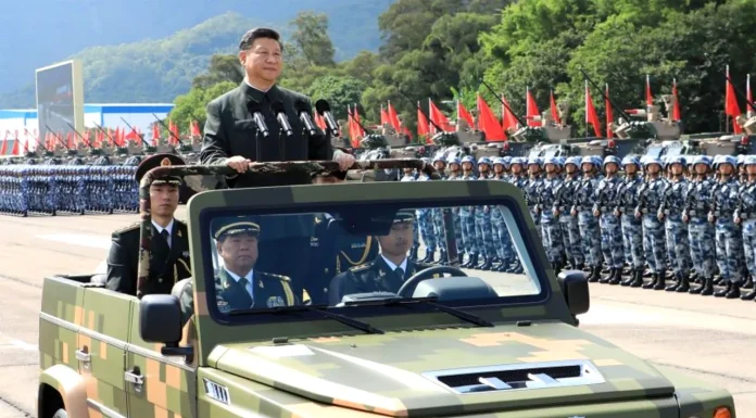Criză de încredere la Beijing. Președintele chinez Xi Jinping pune la îndoială loialitatea șefilor armatei
