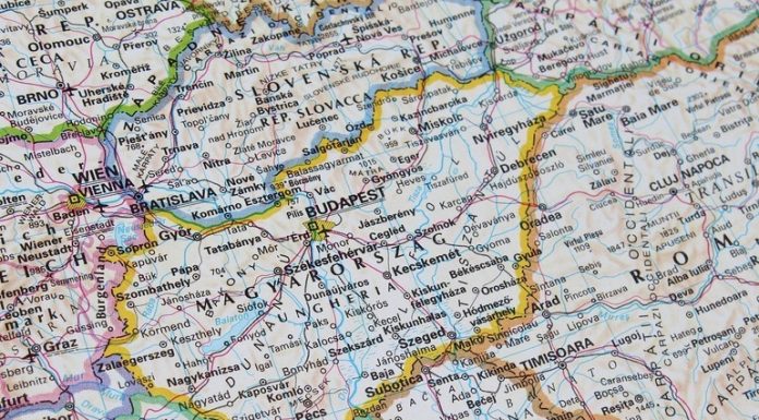 Finanțele se împrumută la dobânzi de aproape 7%. Între timp, dobânzile Ungariei au coborât sub cele ale Poloniei GRAFICE