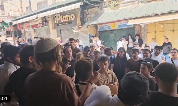 Naţionaliştii israelieni au scandat „Moarte arabilor” într-un marş violent de Ziua Ierusalimului